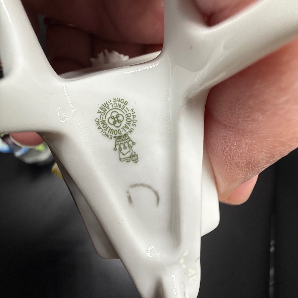 Royal Doulton Bone China Miniature Floral Set Wheelbarrow Vase Pot Made England - Picture 7 of 10